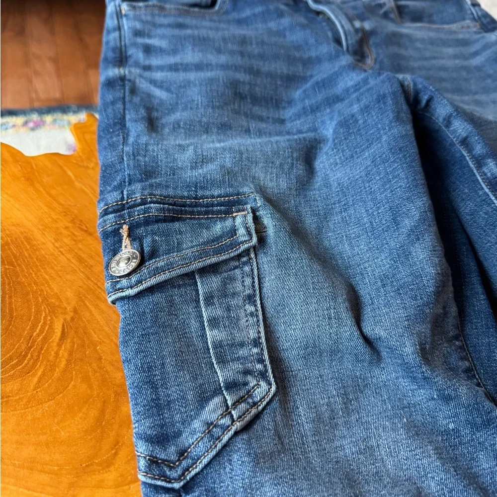 American Eagle Outfitters Women’s Blue Jeans, High Rise, Size 10 - Picture 3 of 6